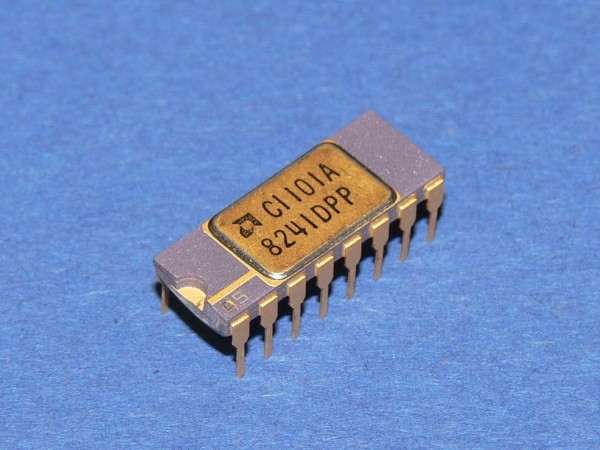 Advanced Micro Devices C1101A 256-bit static RAM ceramic gold MIL neu