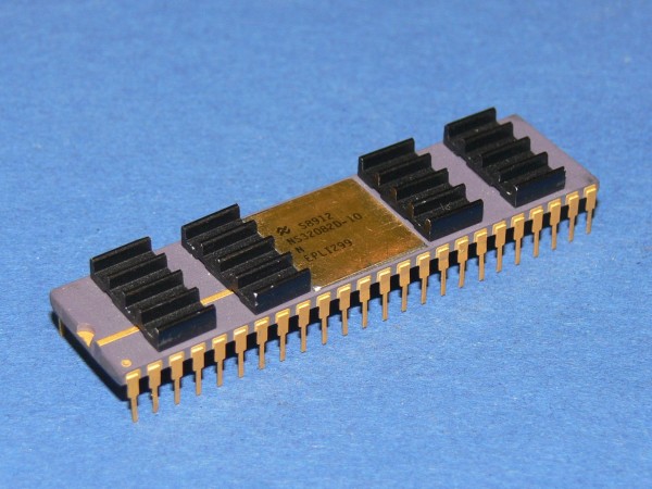 NATIONAL NS32082D-10 IC vergoldet Ceramic Memory Management Unit Vintage