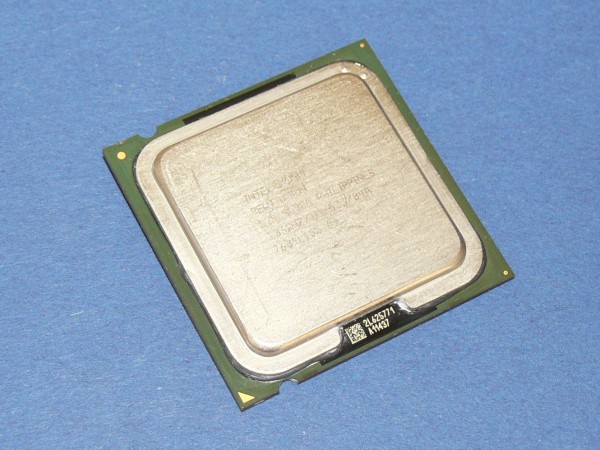 INTEL PENTIUM 4 SL9CA 3,06 GHz Prozessor CPU Sockel 775