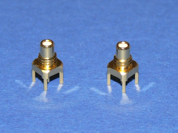 TYCO 479-872 SMC Einbaustecker vergoldet Stecker Einbau Print 180° vertikal 2 St