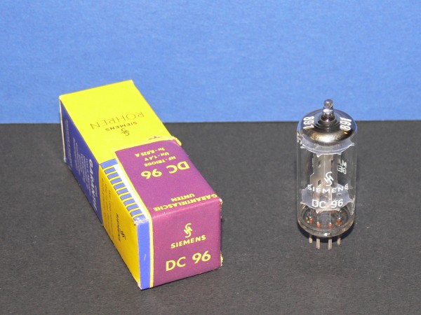 SIEMENS DC96 DC 96 Röhre Triode Hoch-Vacuum Tube / Elektronenröhre neu in OVP