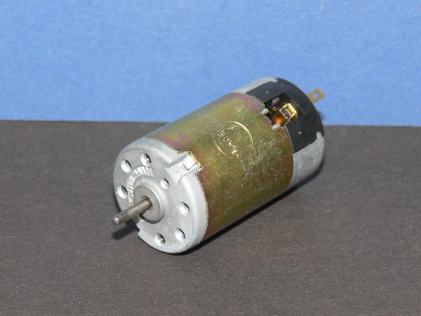 BÜHLER Motor 50x30mm 24V DC Gleichspannung Achse 2,5mm
