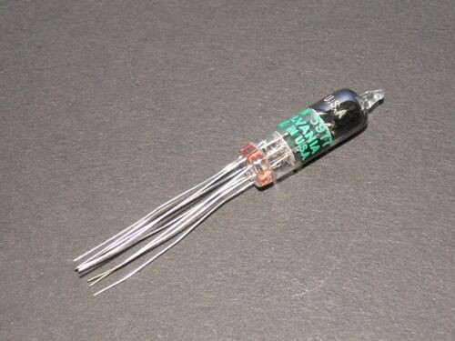 SYLVANIA JAN 5977 Audio Subminiatur Röhre Tube Hoch Vacuum Triode, NOS