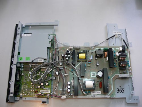 Sharp LC-37RD2E Mainboard komplett incl. Netzteil und Rahmen KB017WJSA