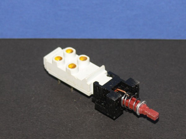ITT ISOSTAT MSA Netzschalter Power Switch