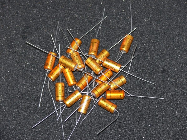 20 Stück - Roederstein Elko axial liegend 47uF 16V 47 16 17x9mm NEU