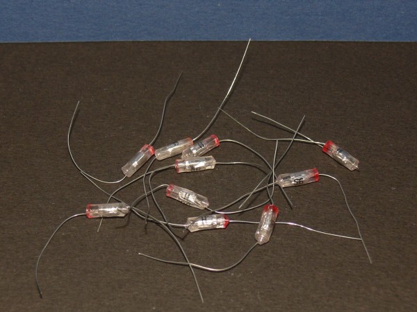 10 Stück Lot Styroflex Kondensator 56pF 0,056nF 160V 2,5% Φ 3 x 10mm