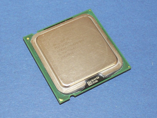 INTEL PENTIUM 4 SL7PW 3,2 GHz Prozessor CPU Sockel 775