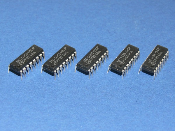 MOTOROLA MC14551BCP Quad 2-Channel Analog Multiplezer/Demultiplexer IC 5 Stk Lot