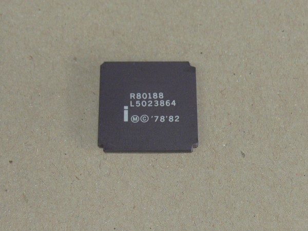 INTEL R80188 IC vergoldet Ceramic 8 MHz 1MB CPU Mikroprozessor Vintage