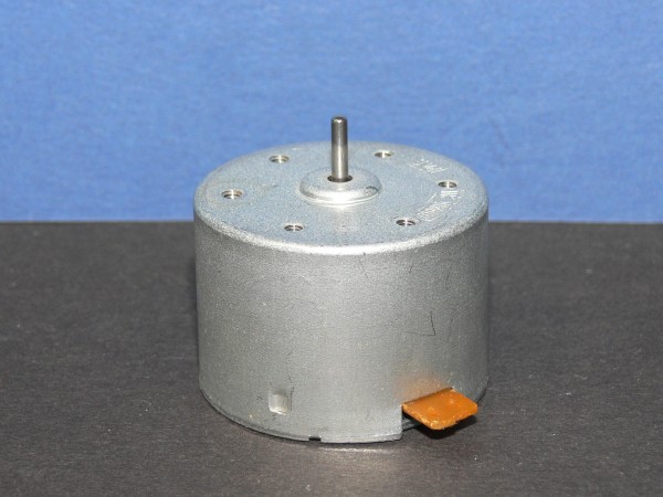 Mabuchi EG-500AD-9F Motor 9V CW für Cassettenrecorder Tapedeck Neu