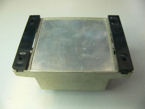 GSS Grundig MTR 04 / 4-fach Multi-Abzweiger mit F Anschlüssen Brumm-entkoppelt