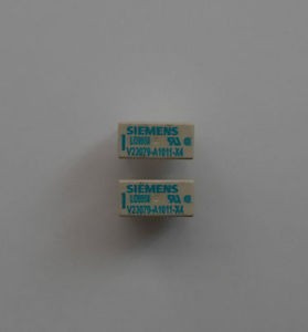 Siemens 2x V23079-A1011-X4 Relais
