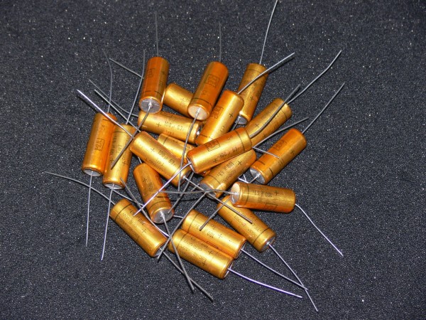 Roederstein Kondensator axial Elko 100uF 63V 105° 31 x 12 mm Lot mit 20 Stk.