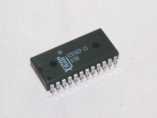 XICOR X2816CP-15 2K x 8 E2PROM IC